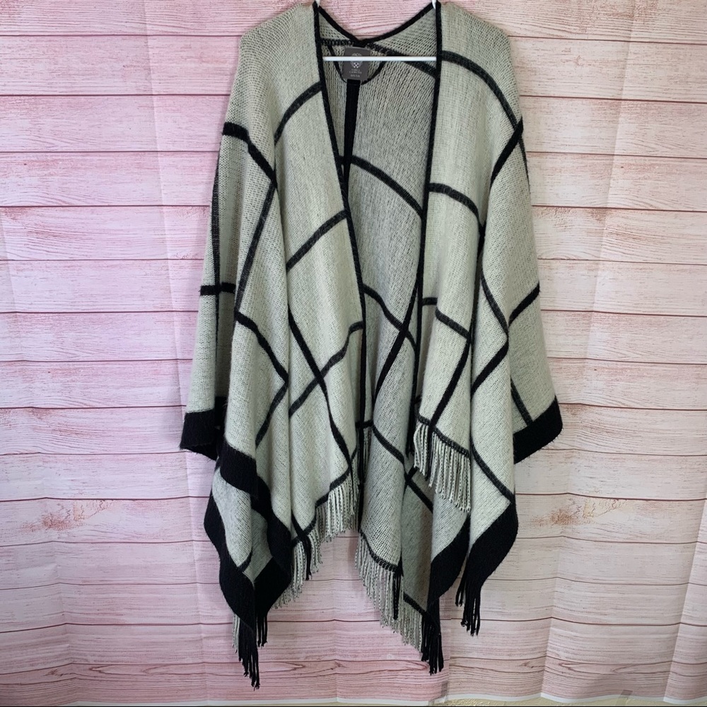 Vince Camuto 100% Acrylic Wrap